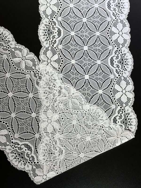 18cm Width Color Trim Lace Fabric - Image 3